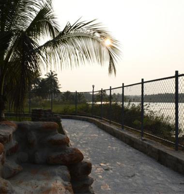 Thumbe Goodu Resort Yadiyur Esterno foto