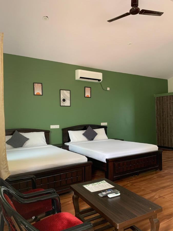 Thumbe Goodu Resort Yadiyur Esterno foto